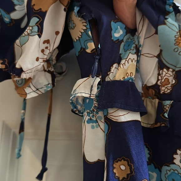 For Love & Lemons Sky Magnolia Mini Dress Floral print SzSmall in Shades of blue - Picture 12 of 12